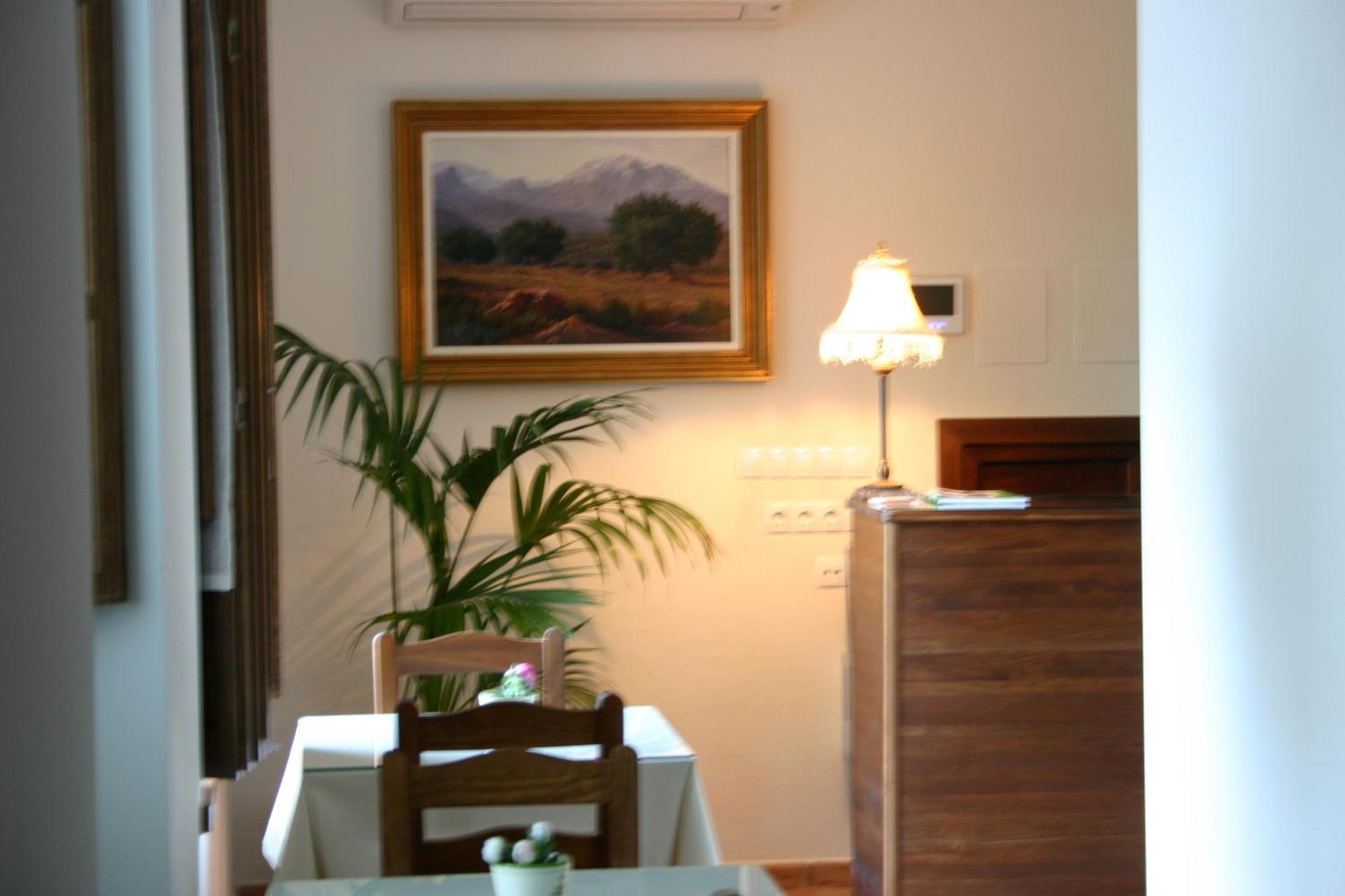 Hostal Santa Maria De Ubeda Екстер'єр фото